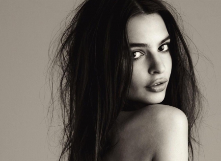 Emily Ratajkowski - woman, girl, lips, sensual, bw, model, emily ratajkowski, blonde