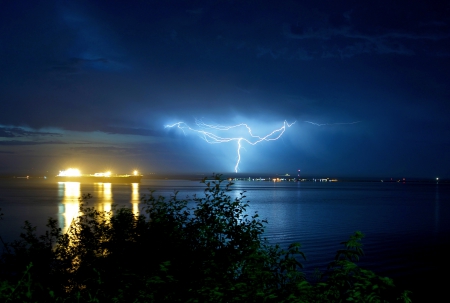 THE LIGHTNING - lights, lightning, sea, night