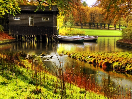 House on Lake - flowers, house, river, nature, beautiful, boat, lake, architecture