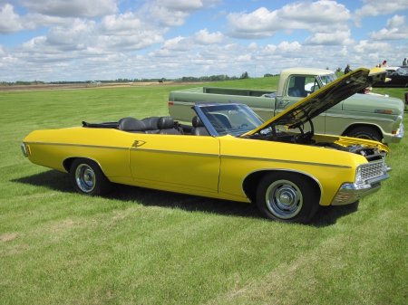 1970 Chevrolet Impala - black, tires, yellow, photography, Chevrolet