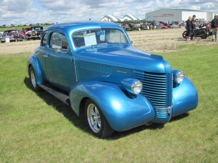 1938 Pontiac - headlights, pontiac, blue, photography