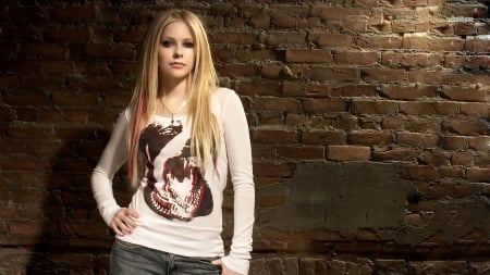 avril - tshirt, singer, girl, model