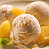 Lemon ice cream for all my friends