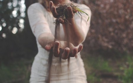 Dirt - dirt, women, sand, earth