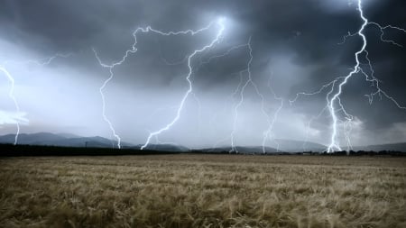 Lightning Storm - dangerous, nature, beauty, lightning