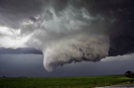 Forming Stage of a Supercell Tornado - nature, beauty, disastrous, disaterous, tornados