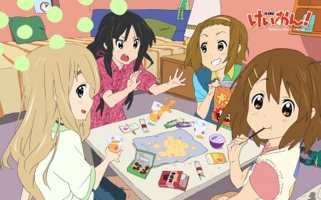 Snacktime - tsumugi, anime girls, snacktime, anime friends, mio, yui, k-on, anime, anime rockers, friends, ritsu, snacks