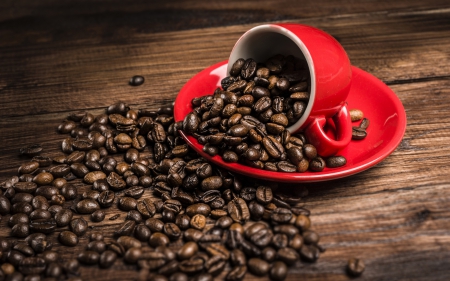 *** Red cup and coffee beans *** - red, koffee, beans, food, cup