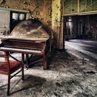 Old Piano