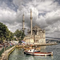 	a sunday in the ortakoy