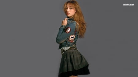 skye sweetnam - cute, beauty, model, skirt