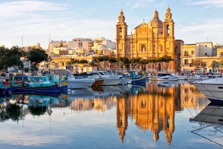 Valletta, Malta - malta, sky, boats, popular, sailboats, wallpaper, sailing, buildings, nature, cityscapes, town, clouds, architecture, sea