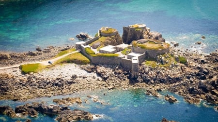 old fort on a peninsula in the channel islands - fort, sea, rocks, peninsula