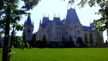 Iasi - iasi, orasul iasi, palatul culturii, oras