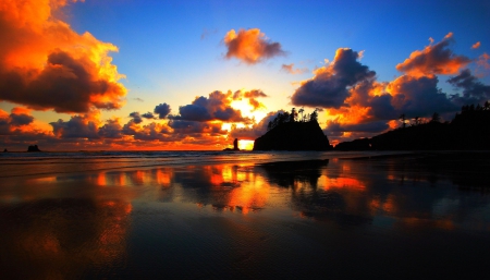 Sunset near La Push, Washington - clouds, water, reflection, sun, sky