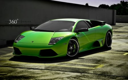 Green Lamborghini - nice, carby, presented, lambo