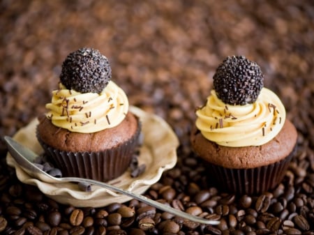 Cupcakes - sweets, cream, cupcakes, sweet, chocolate, food