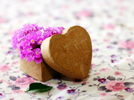 Box of flowers - flowers, purple, box, heart