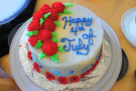 Happy 4th of July to my American friends - white, celebration, cake, blue, red