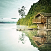 Cottage on the Lake