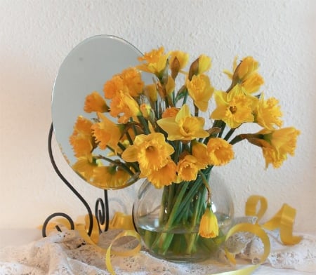 yellow spring bouquet - flowers, yellow, spring, daffodils, bouquet, still life