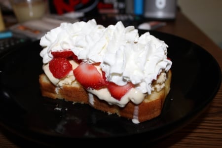 Strawberry Shortcake - fun, yummy, entertainment, cake, foods