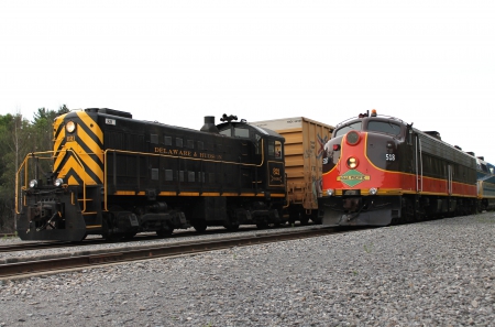 Delaware and Hudson with Iowa Pacific - delaware and hudson, pacific, delaware, train, passenger, hudson, iowa pacific, classic, north creek, new york, saratoga, iowa