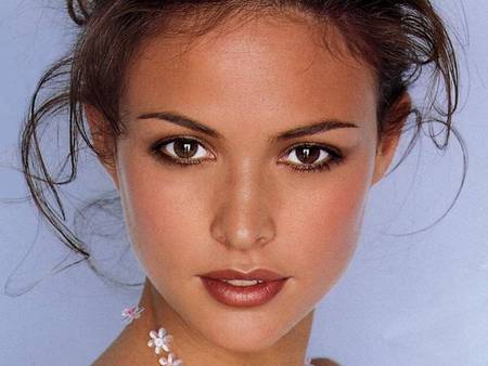 Josie Maran - face, beauty, josie maran, beautiful, model