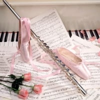 DANCE & MUSIC IN PINK