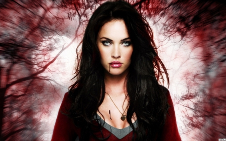 Megan Fox - actress, sexy, people, hyder ali arbab, hot, hyder ali, jenifers body, megan fox