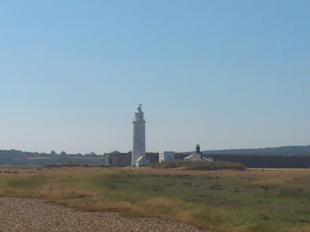 hurst lighthouse - sunny, lighthouse, beach, view, scenic, sun