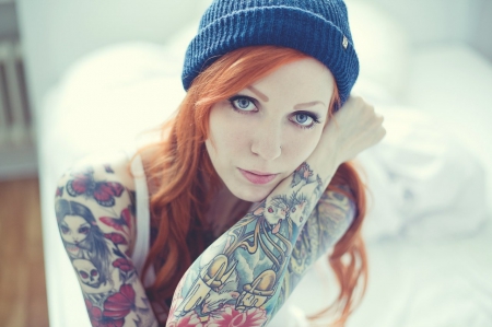 BEAUTIFUL GIRL - beauty, sexy eyes, redhead, ink