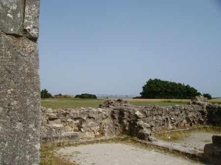 vue sur pont de re - ancient, ruines, island, tracos, france, architecture, bridge