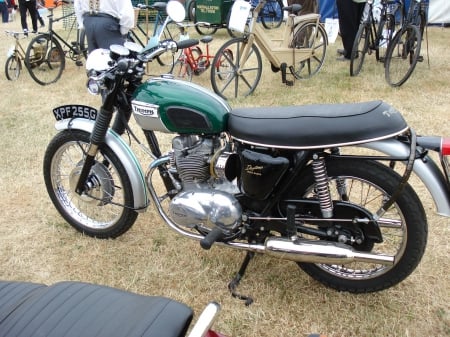 vintage triumph motorcycle - show, vintage, masham2013, triumph