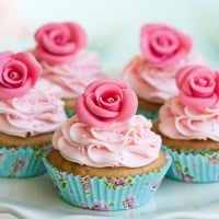 Rose cup cakes