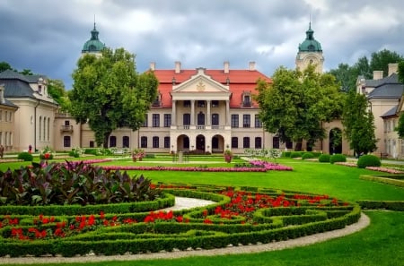 Zamoyski Museum - Zamoyski Museum, trees, Poland, museum, tree, park, Polska