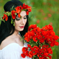 Beauty with Poppy Bouquet