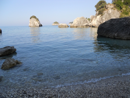 Morning sea - blue, beach, sea, morning, forest, tree, view, nice, mountains, sky, rocks, wallpaper