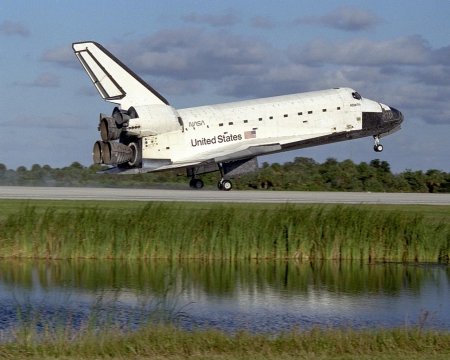 shuttle landing - shuttle, runway, touching down, kennedy center, atlantis