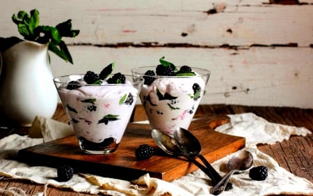 REFRESHING YOGURT - blackberries, spoons, wallpaper, yogurt