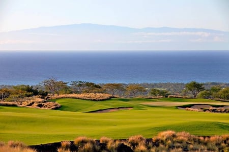 Serene and Beautiful Coastal Golf Course Maui Hawaii