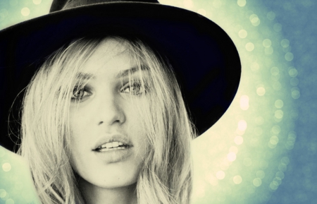 Candice Swanepoel - hat, girl, blonde, beauty, cehenot, black, white, green, woman, glitter, model, Candice Swanepoel