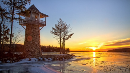 lake lighthouse in a winter sunset - lake, lighthouse, winter, sunset