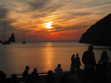 Suns@t @ Benirras Ibiza - clouds, people, beach, beautiful, photography, boat, sunshine, sunsets, sunset, red, sun