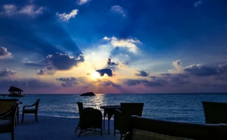 Sunset Maldives - summer, blue, romantic, amazing, island, reflection, dark, twilight, nice, sky, clouds, water, beautiful, Maldives, sea, enjoy, lovely, ocean, rest, tropics, nature, sunset, rays