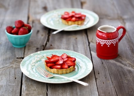 *** Tartalette with strawberries *** - dessert, food, strawberries, tartalette