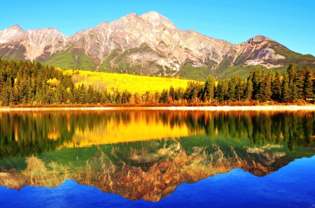 Patricia Lake, Jasper National Park - Canada, landscape, colors, mountains, reflection