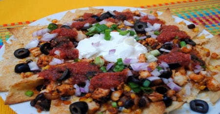 Mexican Taco Salad - sauce, greenonion, taco, sourcream, mexican, meat, abstract, salad, blackolives, chips, corn