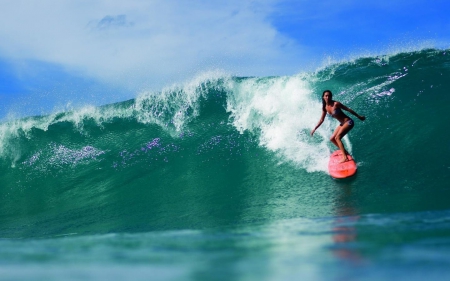 Beauties and the monster - wave, sea, power, woman