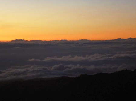 A new day - clouds, horizon, photography, sunshine, sunrise, nature, view, sun, sky